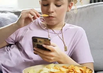 Social Media Can Affect Mental Health In Young Girls